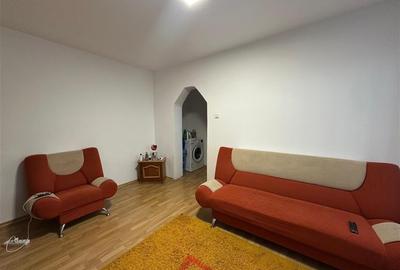 Inchiriere  Apartament cu 3 camere Podu Ros - 11