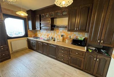 Apartament cu 4 camere decomandat în Bună Ziua - 6