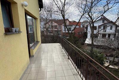 Apartament cu 2 camere decomandat în Central - 4