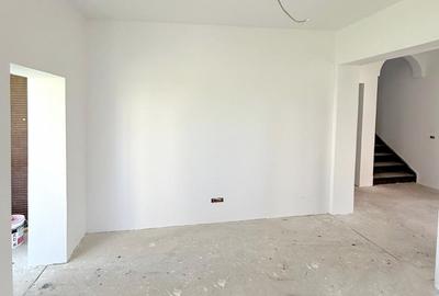 Casă individuală cu 4 camere cu Teren 375 Mp în Central - 5