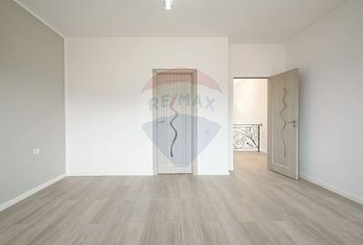 Casă cu 5 camere cu Teren 400 Mp în Bunloc - 19