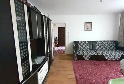 Vand apartament 2 camere - 4