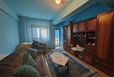 Apartament cu 2 camere decomandat, mobilat în Matei Voievod