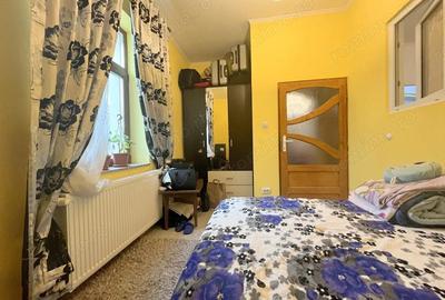 Apartament cu 3 camere, curte comuna, zona Mehala - 4