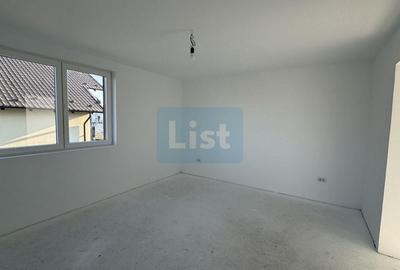 Casă cu 5 camere cu Canalizare în Păulești - 4