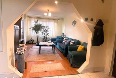 Apartament cu 3 camere decomandat în Cantemir - 3