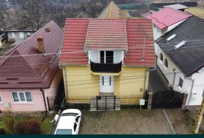 Imobil de vânzare în Cristești, jud. Mureș, P+M, 227 mp desfășurați - 2