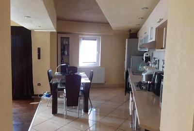 Apartament cu 2 camere decomandat în Lotus - 2