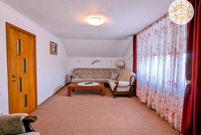 Zona Centrul Vechi/Roata Norocului casa singur in curte - 3