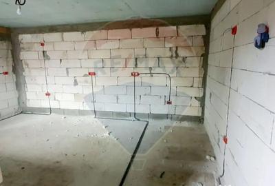 Casă cu 7 camere cu Garaj în Sabasa - 5