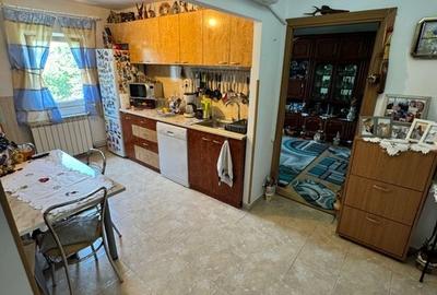 Apartament 4 camere decomandat CET - 12