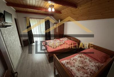 Vila cu 8 camere de vanzare, teren 1580mp, Zona Praid - 11