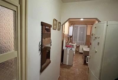Apartament cu 2 camere decomandat în Central - 2