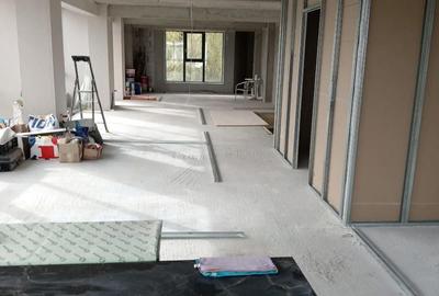 Spațiu comercial, de 200 mp, în Central