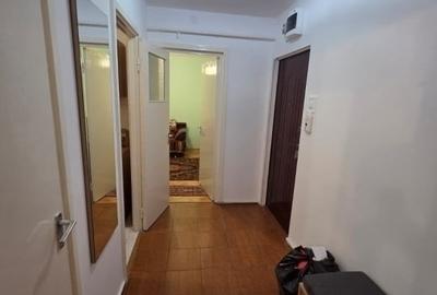 Apartament cu 3 camere - zona Podu Ros - restaurant Cotnari - 11