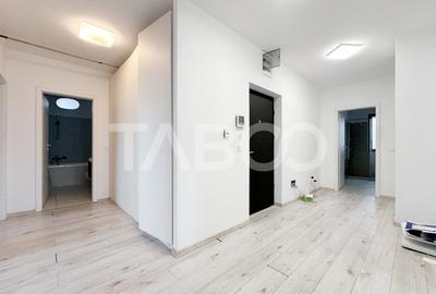 Penthouse cu 4 camere semidecomandat, mobilat în Gheorgheni - 14