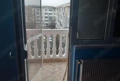 Vand apartament 2 camerere decomandate Galati str. Gheorghe Doja - 2