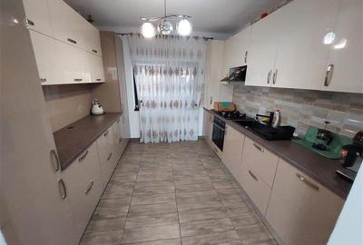 Casă individuală cu 4 camere cu Canalizare în Păcurari - 10