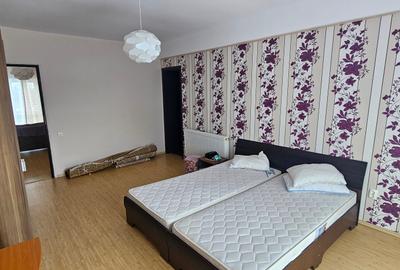 Apartament cu 3 camere semidecomandat în Est - 6