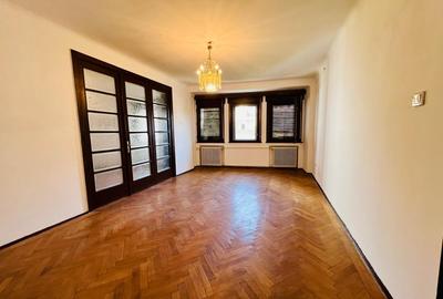 Apartament cu 4 camere circular în Kiseleff