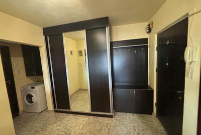 Apartament cu 2 camere decomandat în Vărsătura - 1