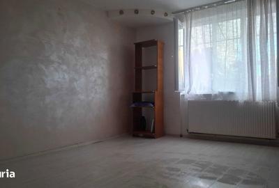 Garsonieră decomandată în Central - 3