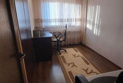 Apartament cu 4 camere în Central - 2
