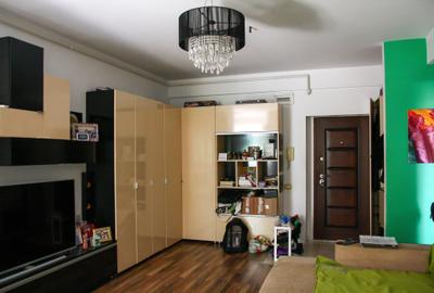 Apartament cu 2 camere decomandat, mobilat în Prelungirea Ghencea