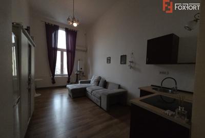 Garsonieră semidecomandată, mobilată în Central - 9