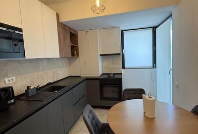 Apartament cu 3 camere decomandat în Central - 6
