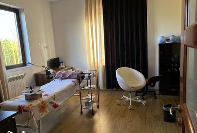 Casă cu 10 camere cu Teren 2000 Mp în Ultracentral - 12