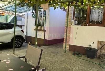 Casă cu 5 camere cu Canalizare în Tineretului - 8