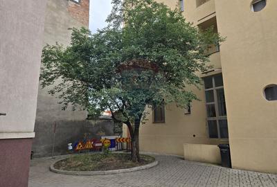 Vand apartament 2 camere, zona centrala - 3