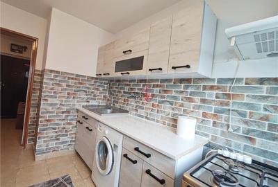 Prima inchiriere Apartament decomandat in bloc reabilitat 15min metrou OBOR - 8