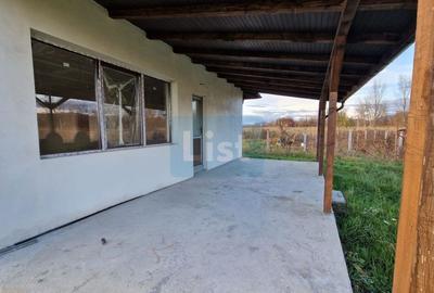 Casă cu 3 camere cu Teren 900 Mp în Cătălina - 10