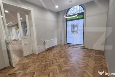 Spațiu comercial, de 284 mp, în Ultracentral - 8
