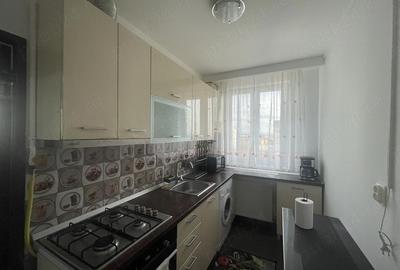 Apartament cu 2 camere decomandat în Decebal