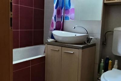 Apartament cu 3 camere decomandat în Hărmanului - 1