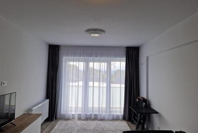 Apartament cu 2 camere decomandat, mobilat în Tractorul - 2