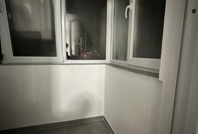 Apartament cu 2 camere semidecomandat în Calea București - 4