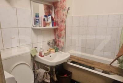 Apartament cu 2 camere semidecomandat, mobilat în Florilor - 1