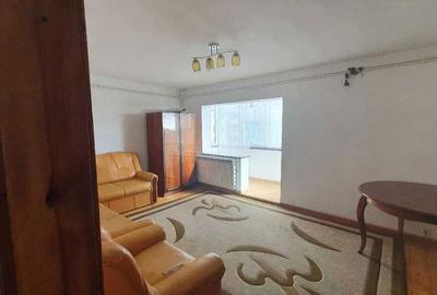 Apartament cu 3 camere decomandat în Central - 3