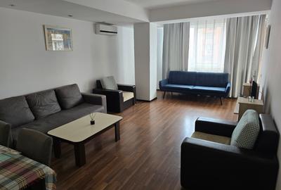 Apartament cu 3 camere decomandat în Central - 2
