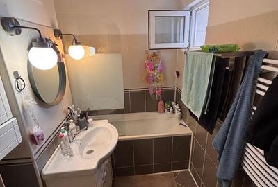 Apartament cu 3 camere decomandat în Exterior Vest - 1