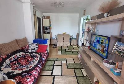 Apartament cu 2 camere în Km 5 - 9