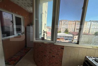 Apartament cu 3 camere decomandat, mobilat în Micro 5 - 8