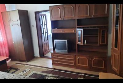 Apartament cu 2 camere decomandat în Central - 1