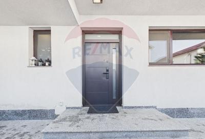 Casă cu 5 camere cu Teren 334 Mp în Prelungirea Ghencea - 58