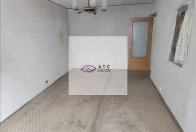 Apartament cu 3 camere decomandat în 13 Septembrie