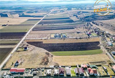 Teren de 31605 mp, în Ilieni - 7